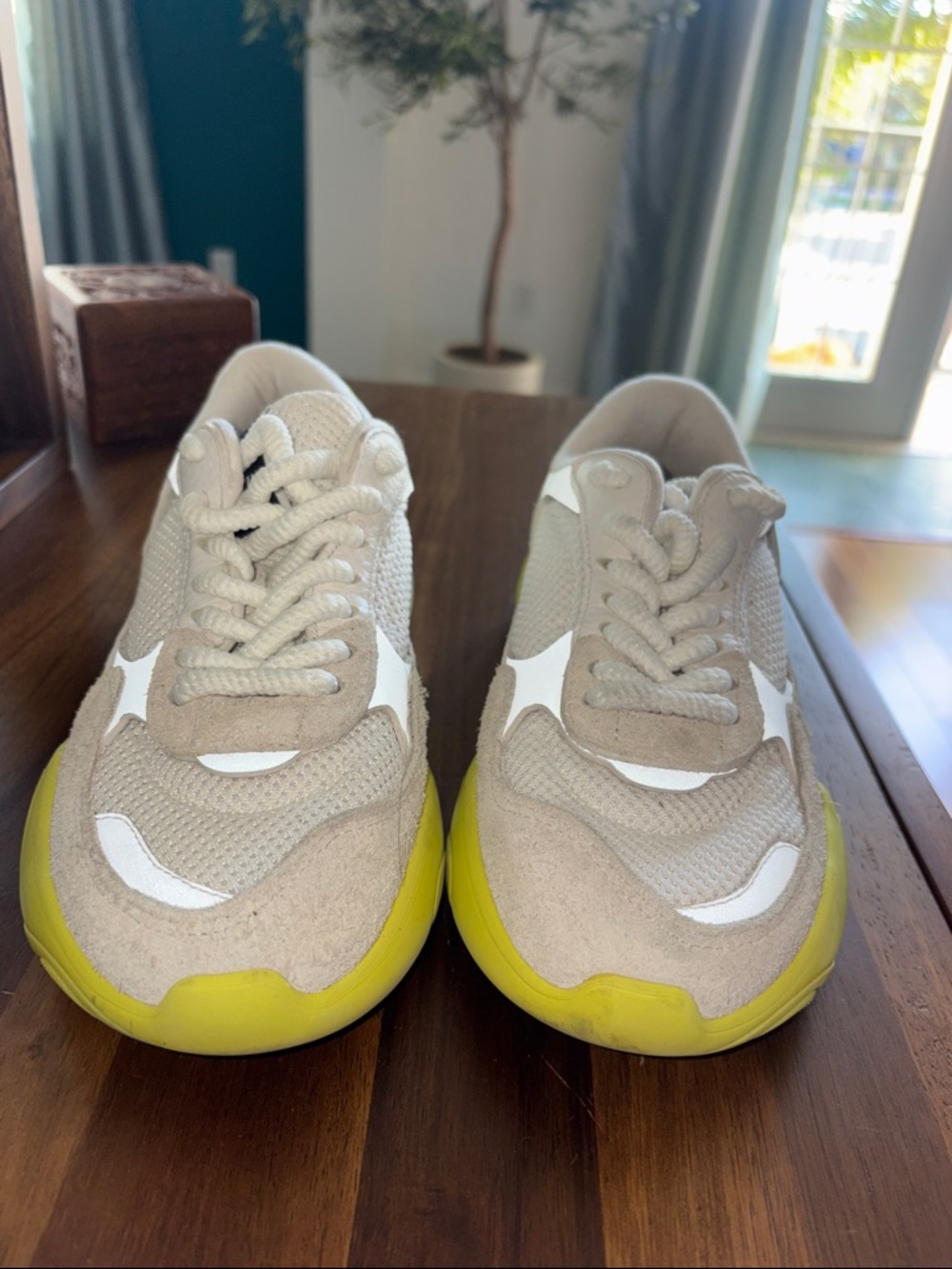 Valentino Garavani Sneakers 37,5 - Picture 5 of 8